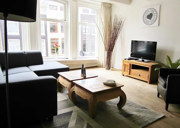 136-2 Cozy Spacious Jordaan Apartment *Non Smoking*