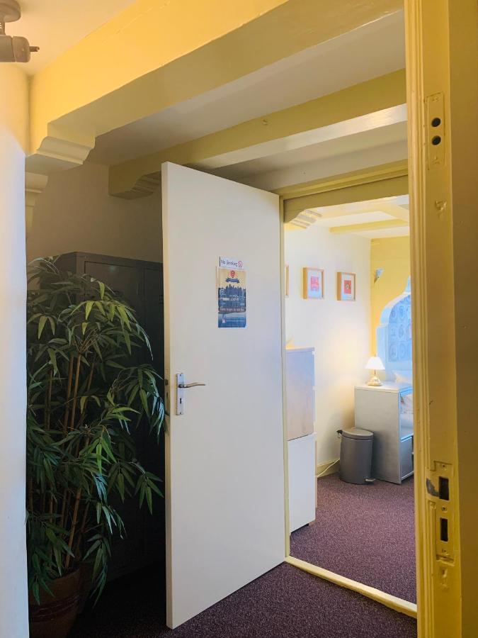 Affittacamere Amsterdam Central Guest House