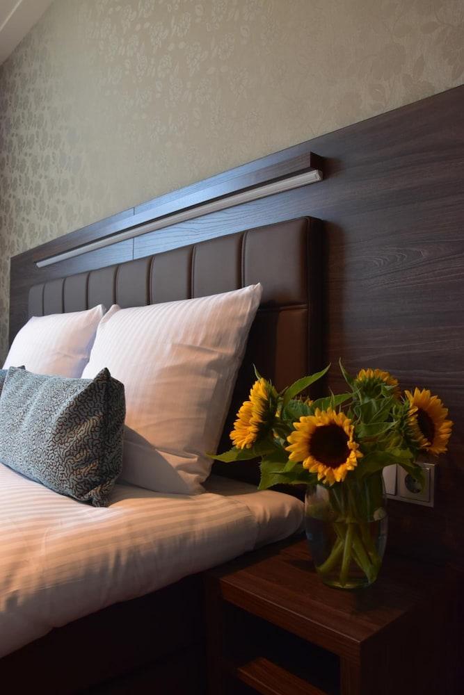 Hotel Ozo Armada