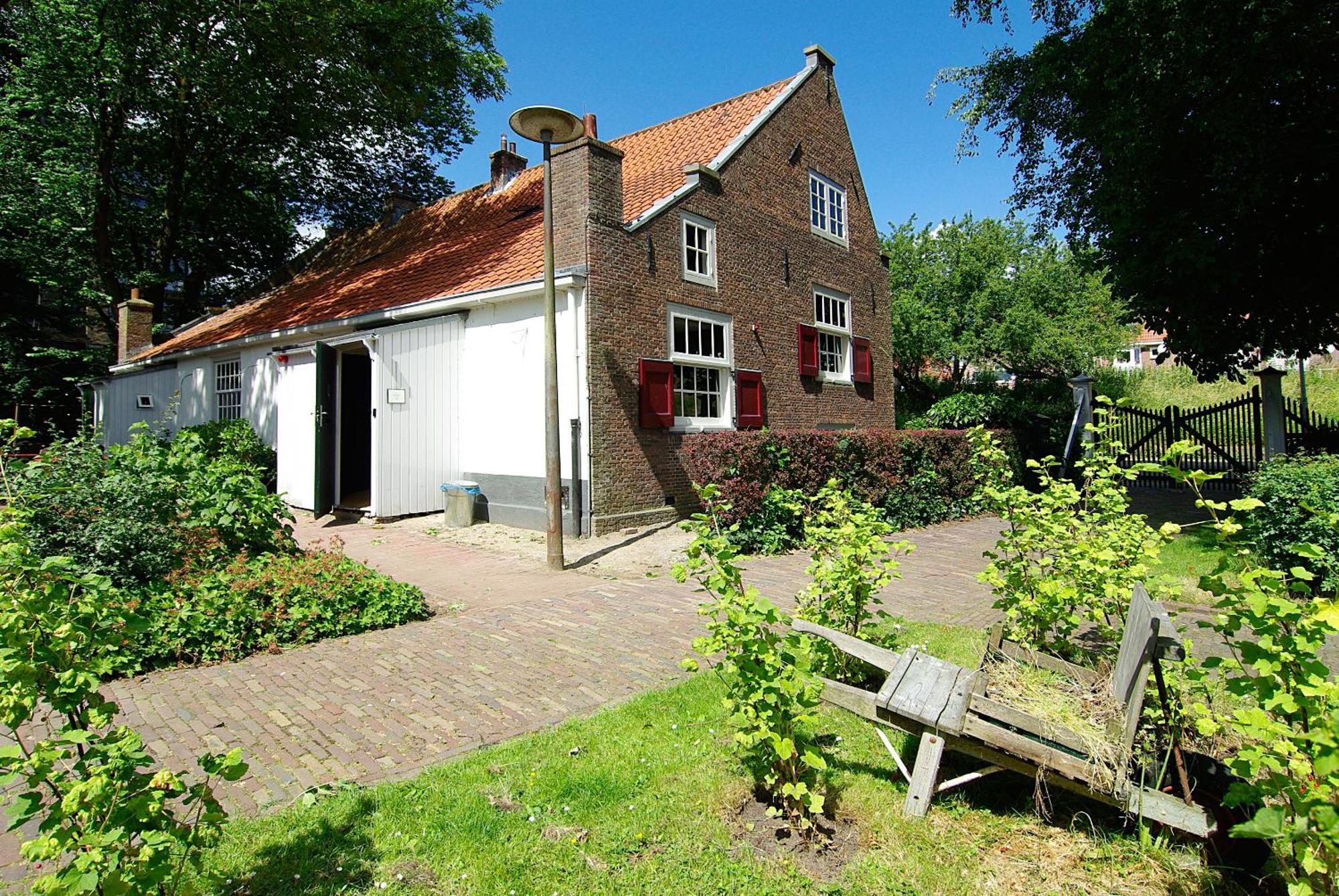 Authentic - De Vergulden Eenhoorn Ámsterdam