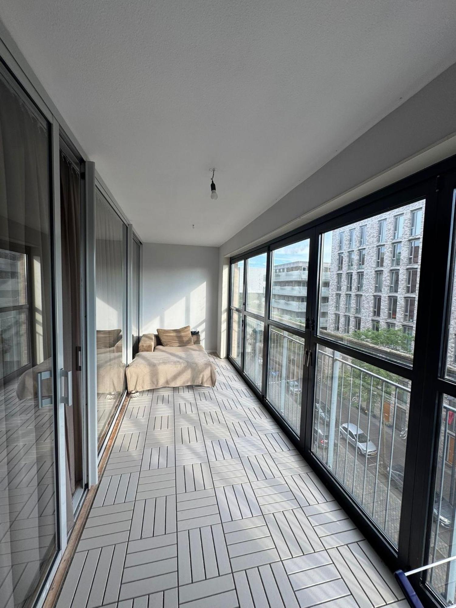 Modern Near Center Apartment Amsterdam