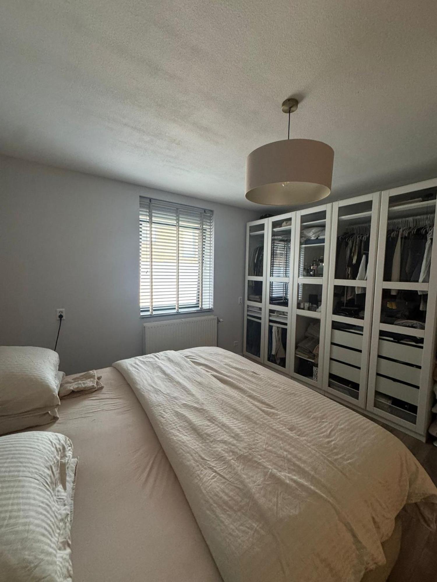 Modern Near Center Apartment *