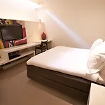 Hotel Jl No76