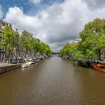 Elegant & Unique Canal House In Famous Canal Area