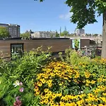 Houseboat Ark van Amstel