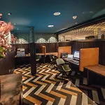 Apollo Hotel Amsterdam, a Tribute Portfolio Hotel