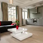 City Iland Apartment
