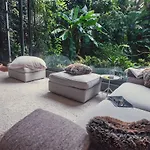 Garden Suite Centre