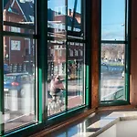 Sweets - Overtoomsesluis