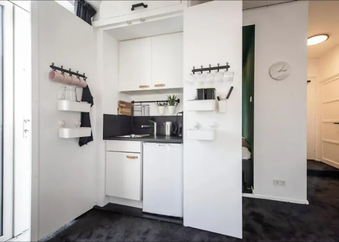 Cozy 2-Bedroom Apartment