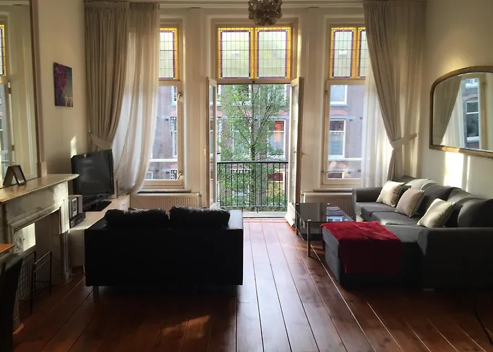 Museum Square Apartment