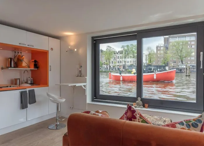 Houseboat Ark van Amstel
