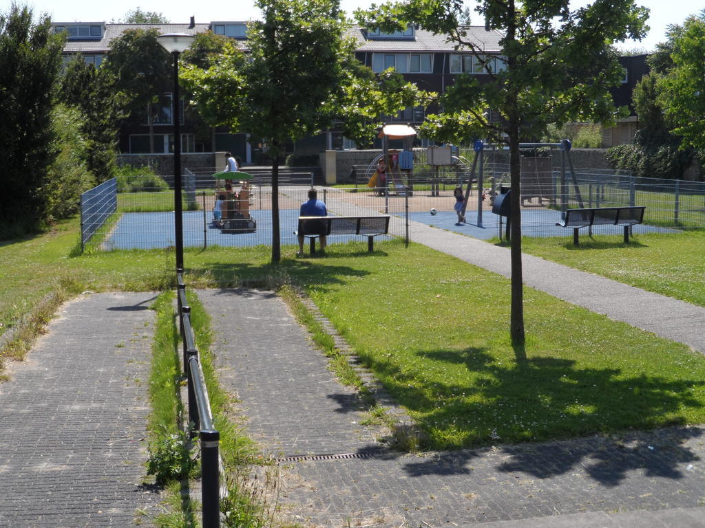 New West - Free Parking *