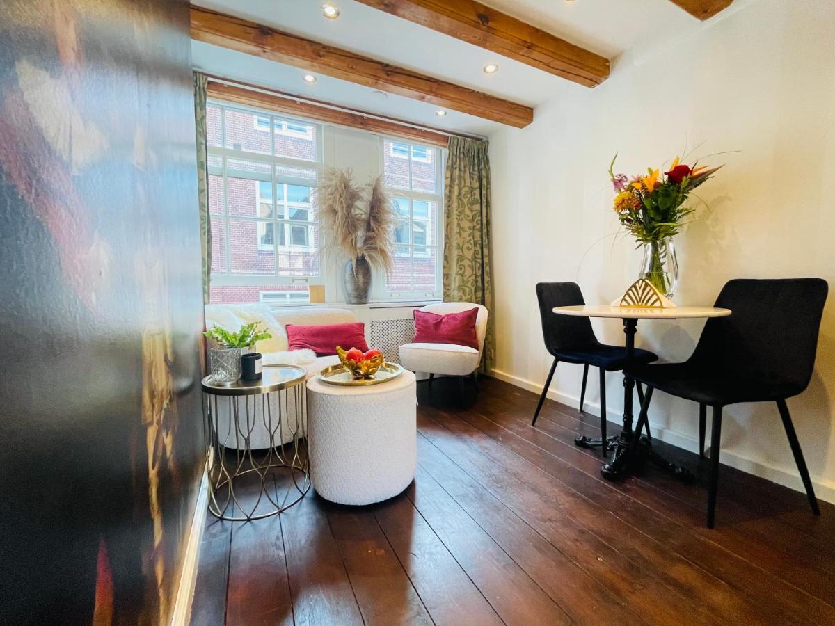 Luxury Suites The Enlightened House Couette-café