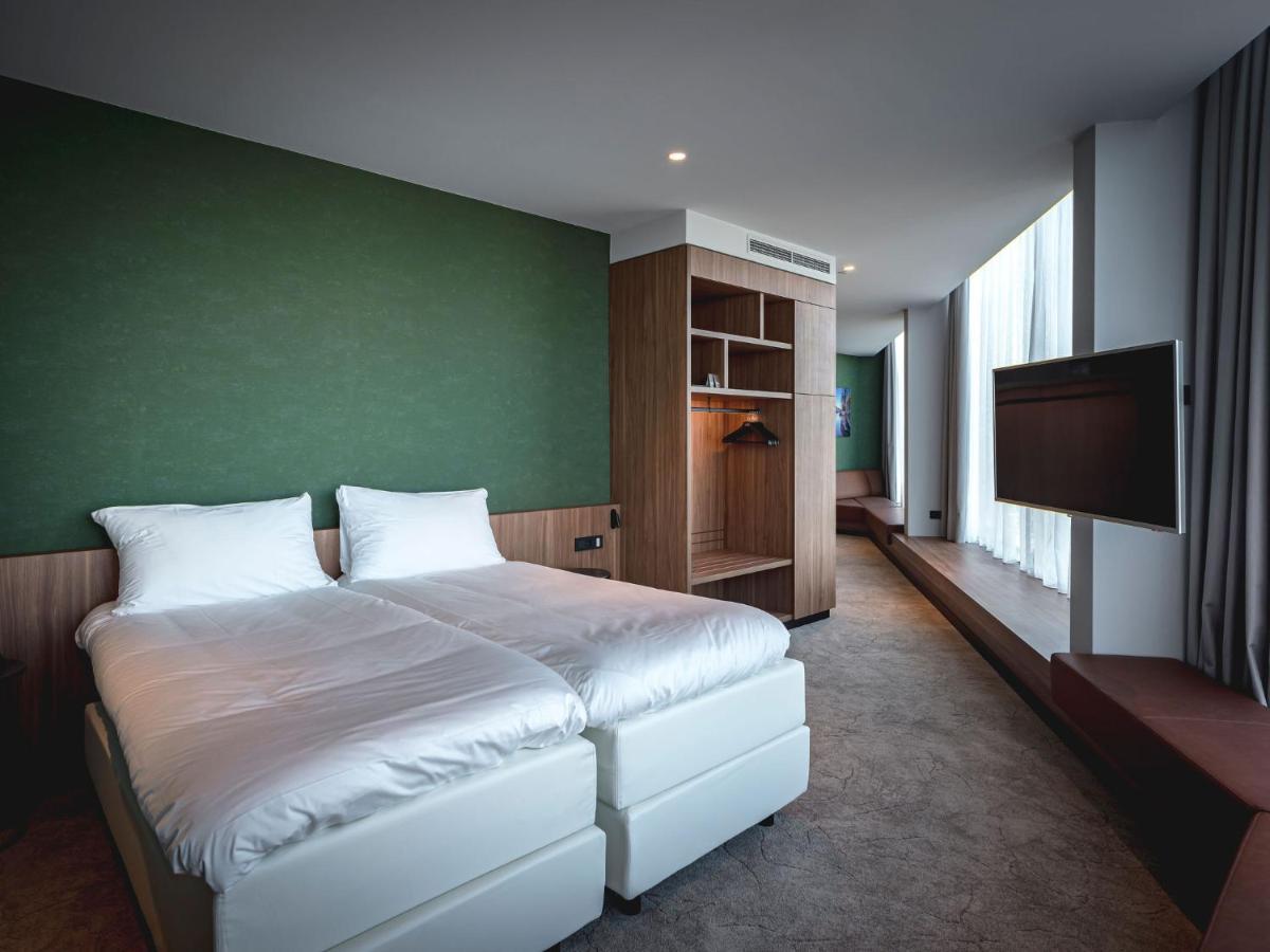 Hotel Der Valk Zuidas -rai 4*