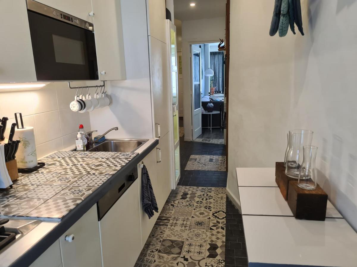 1 Bedroom 15 Min By Tram To Centre! Apartment *