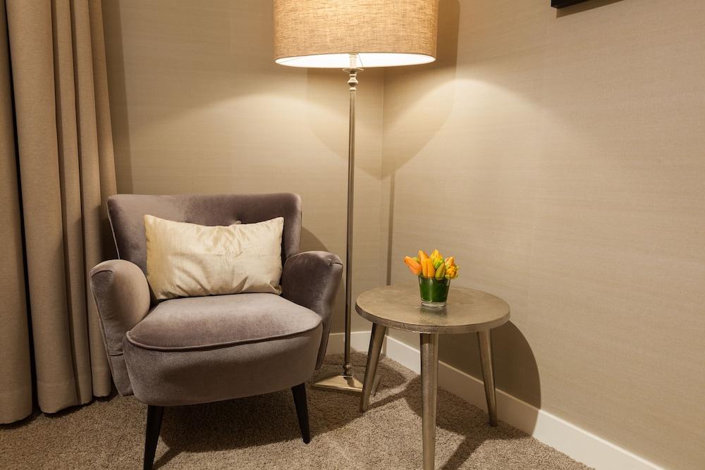The Delphi - Townhouse Hotel