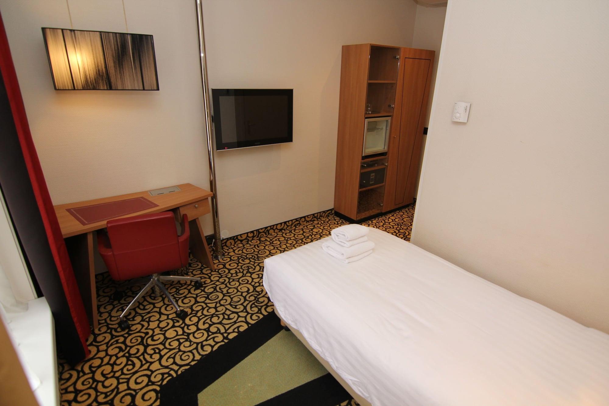 Savoy 4*