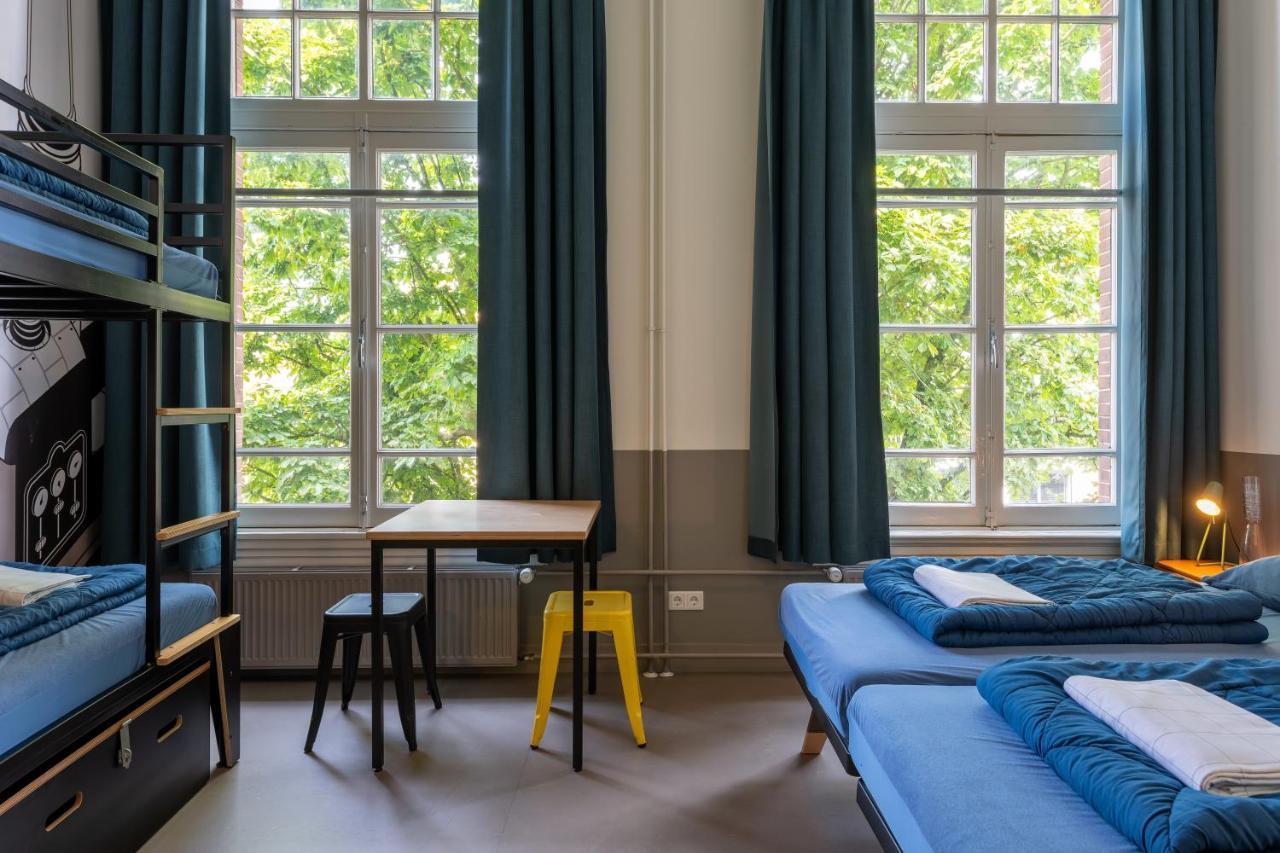 Stayokay Vondelpark Hostel