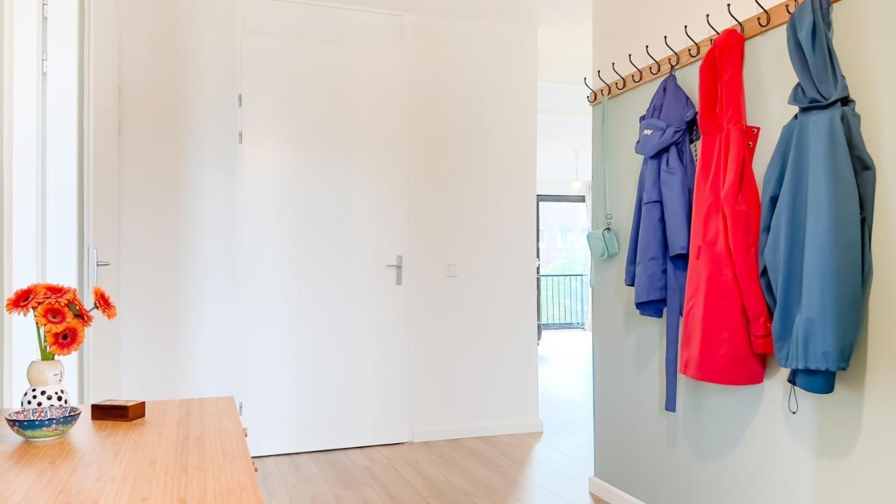 Beautiful & Bright In Apartment *