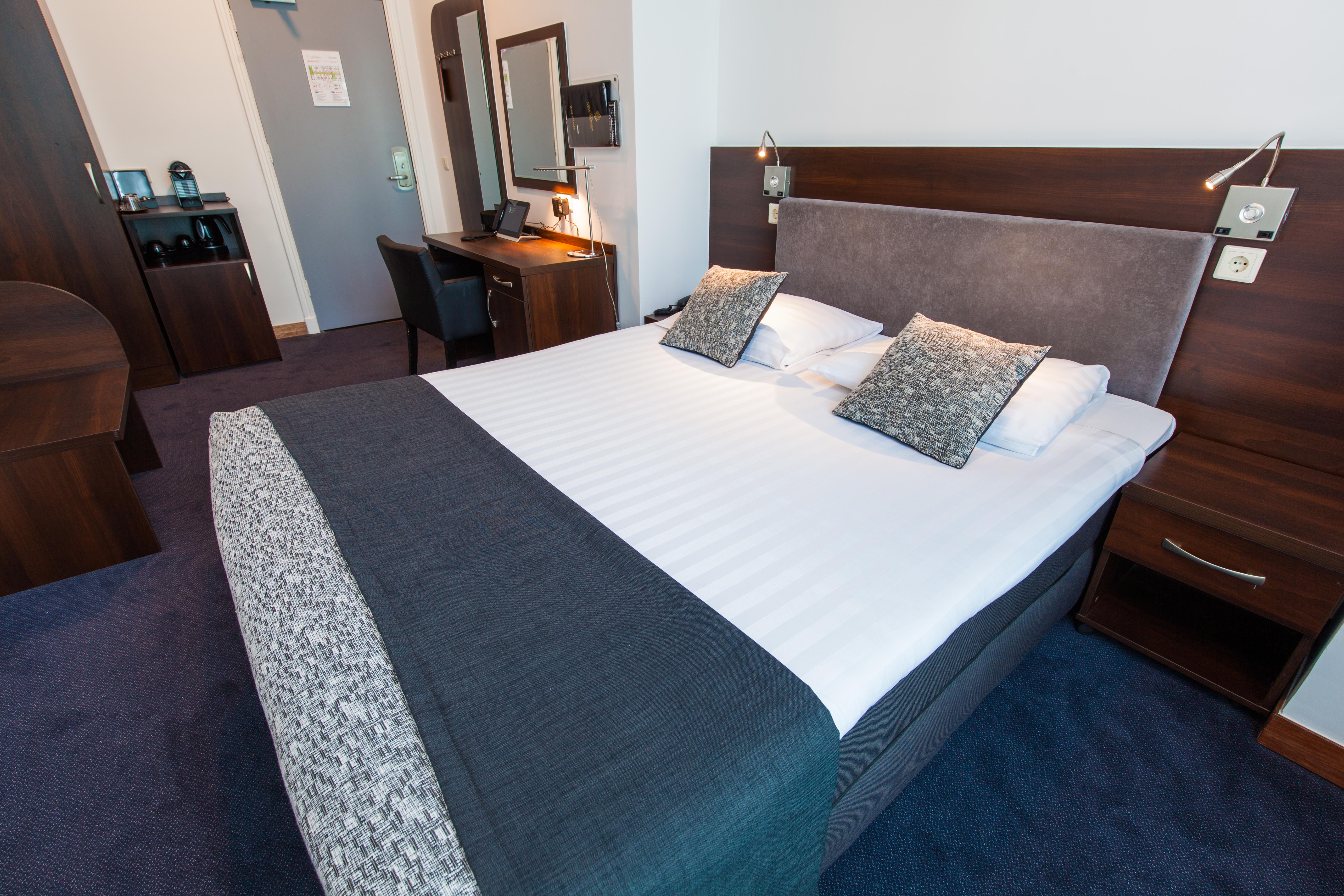 Garden Hotel 3*