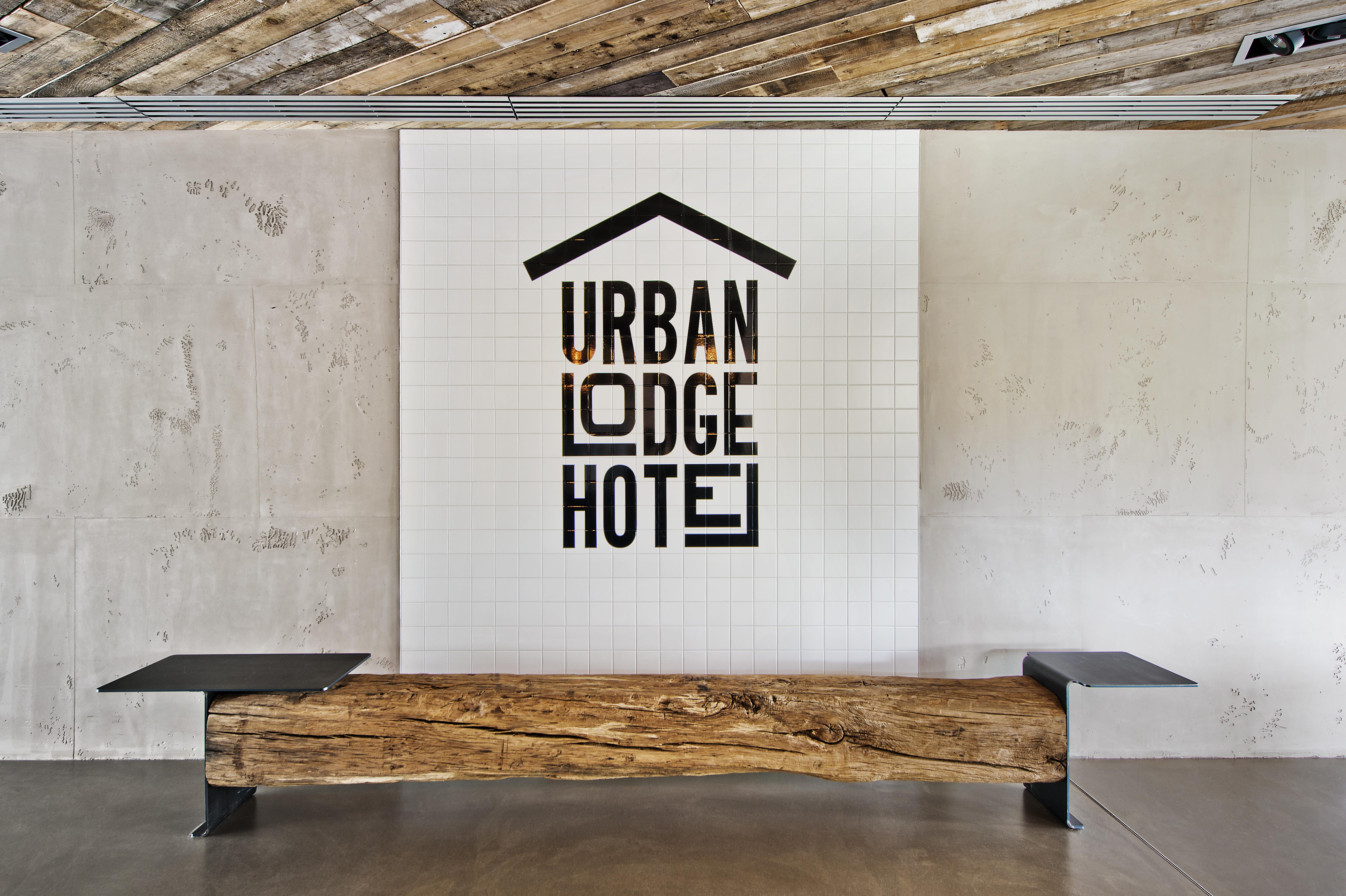 Urban Hotel