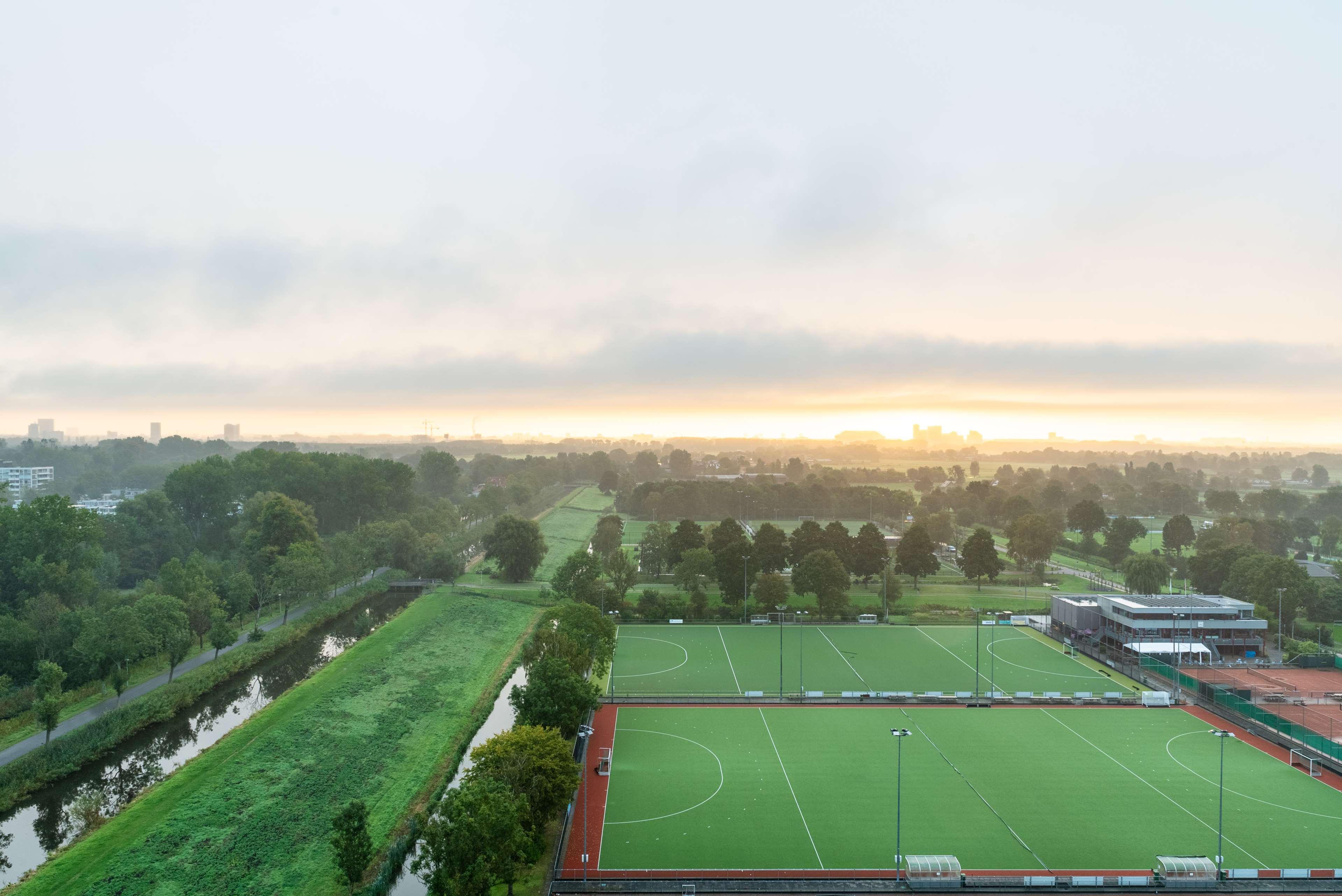 Hotel Radisson And South 4*