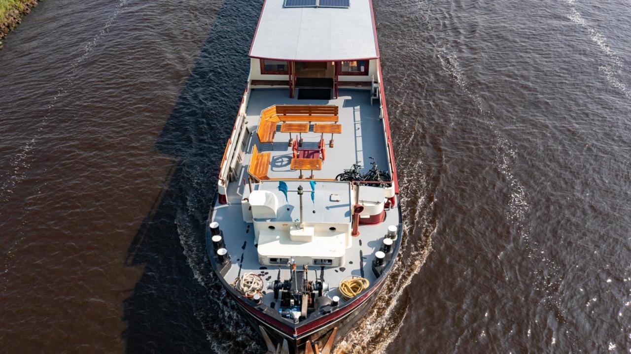 Botel Lena Maria *