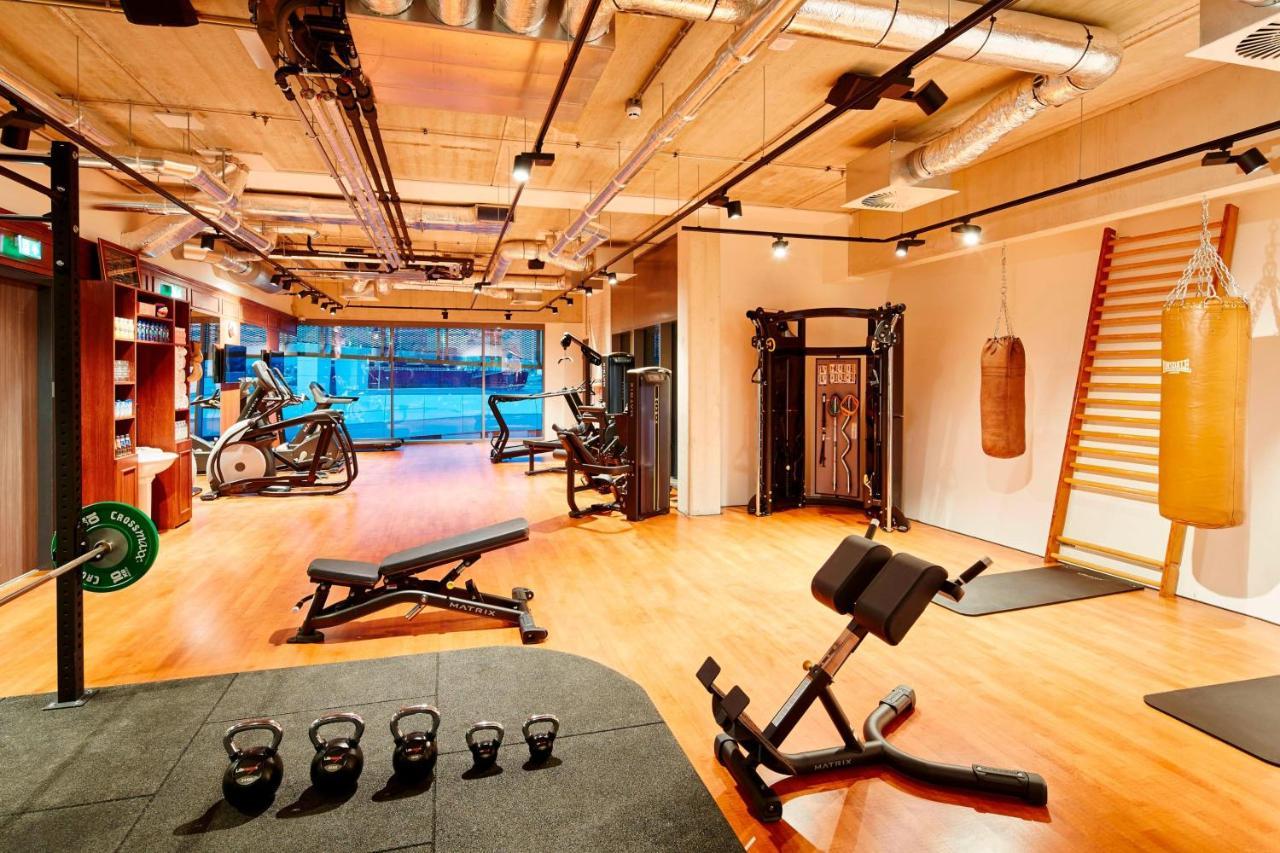 Hotel By Marriott Houthavens 4*