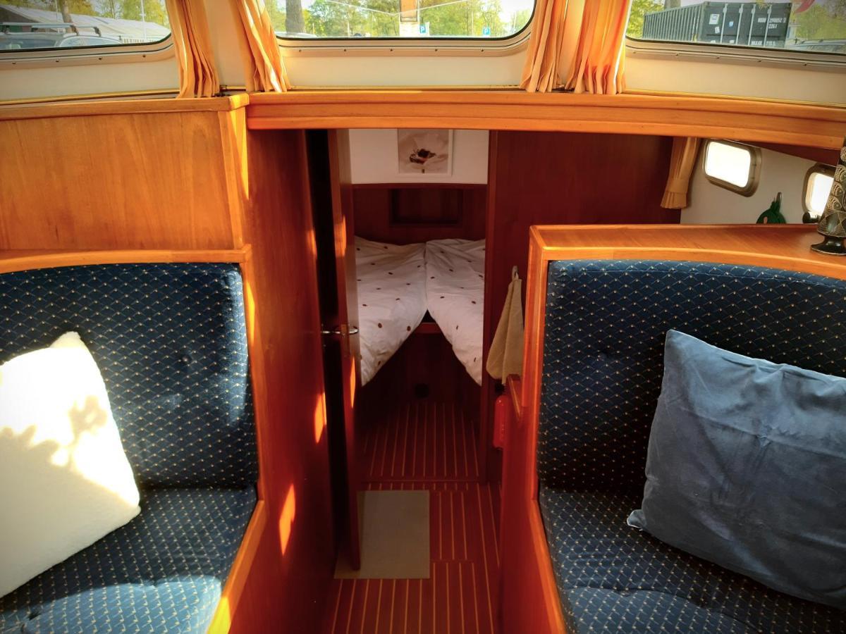 Bådhotel Motor Yacht Amazone Amsterdam