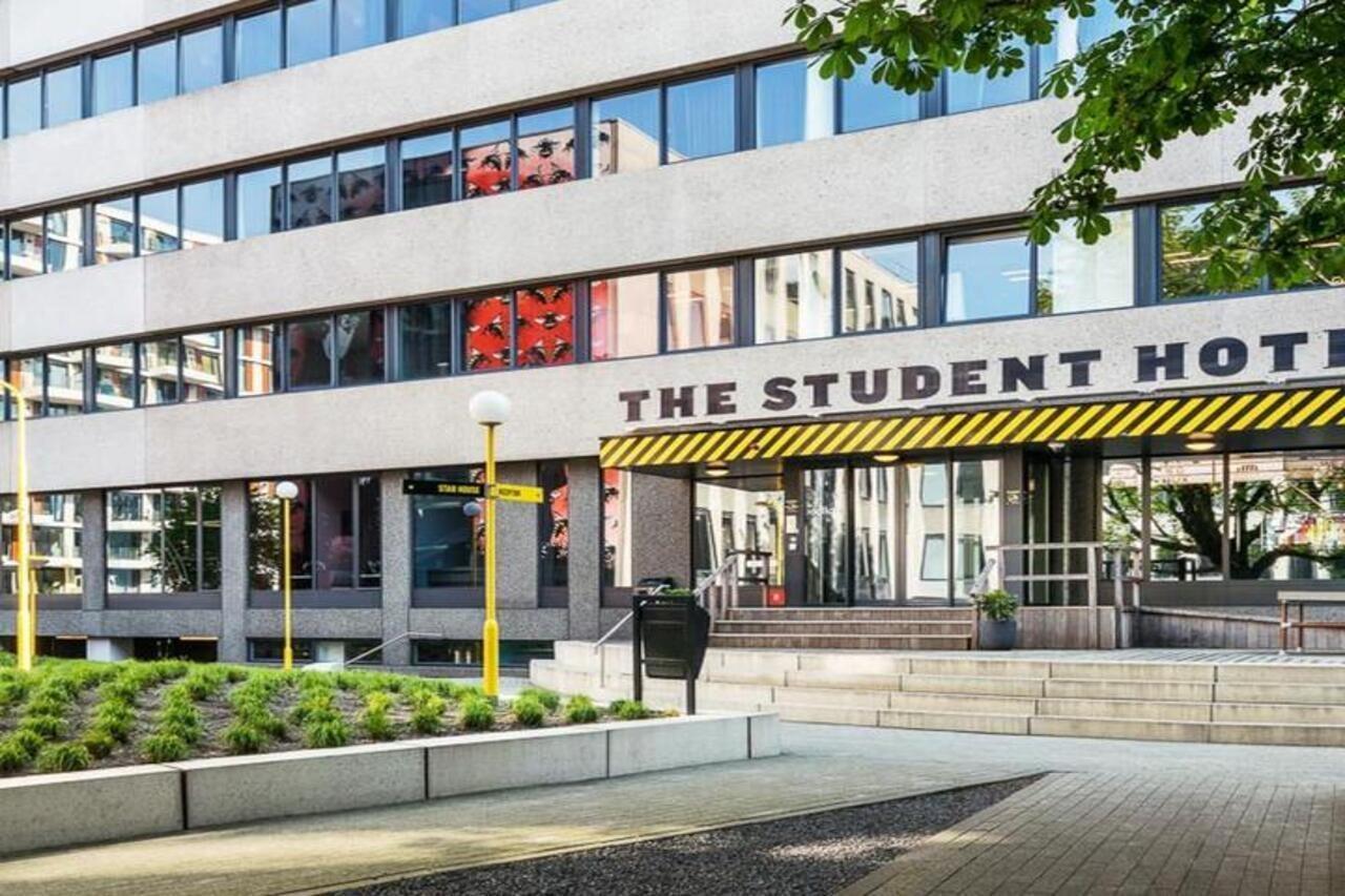 The Social Hub West
