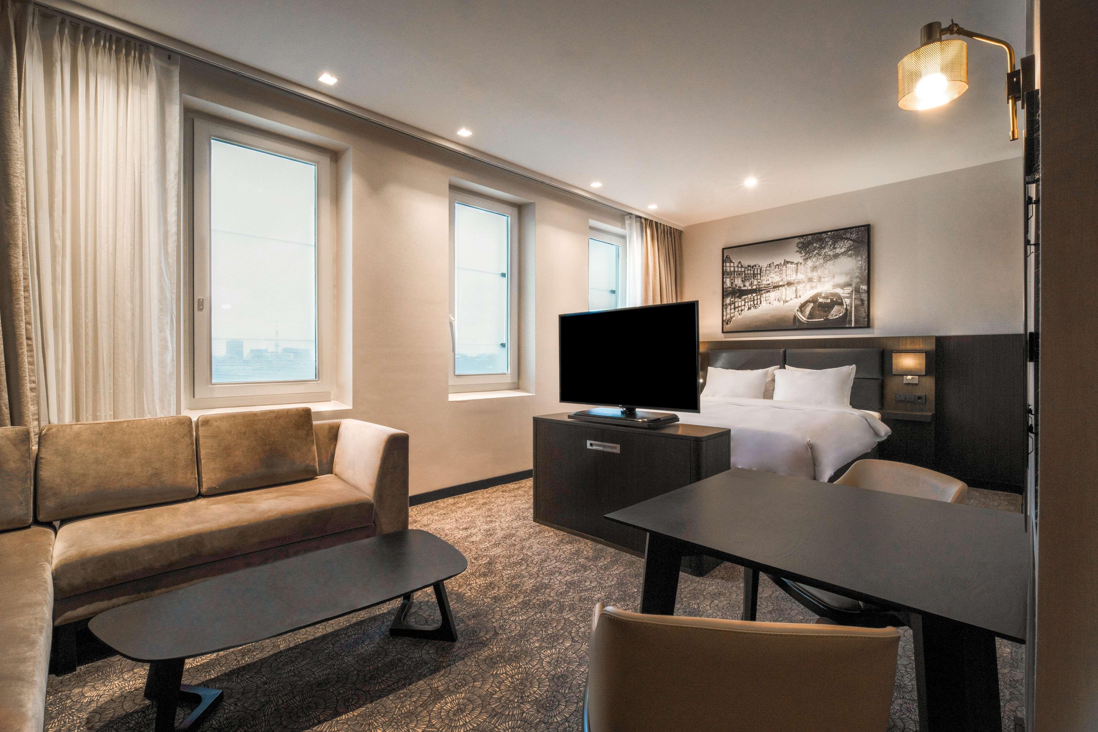 Hotel Radisson And South 4*