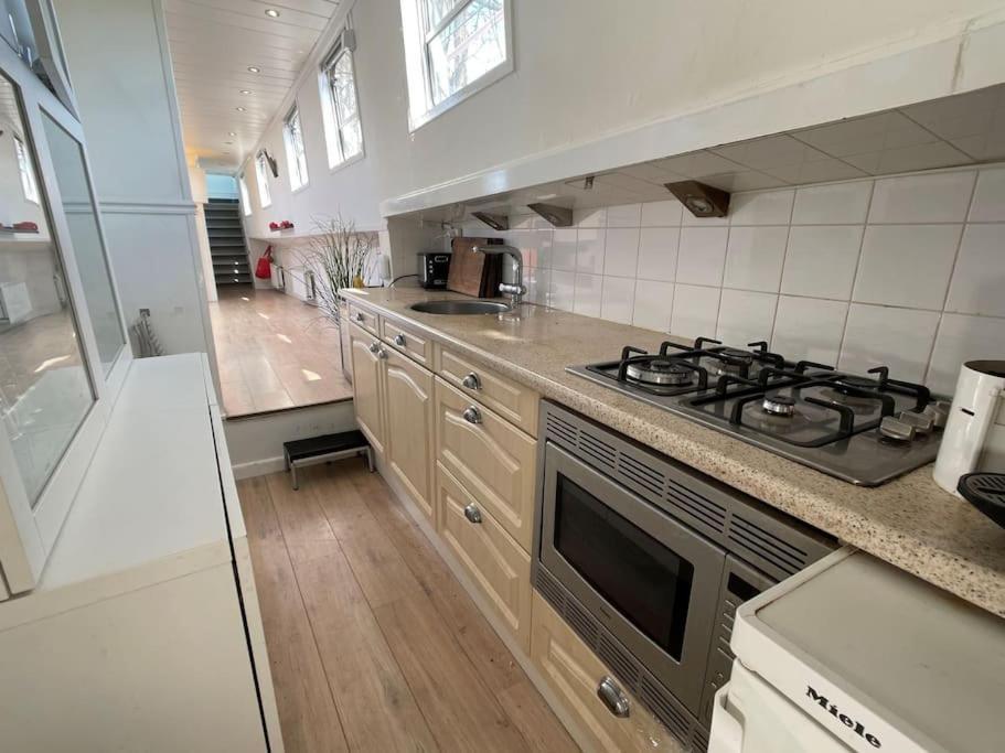 Spacious Homely House Boat * Amsterdam