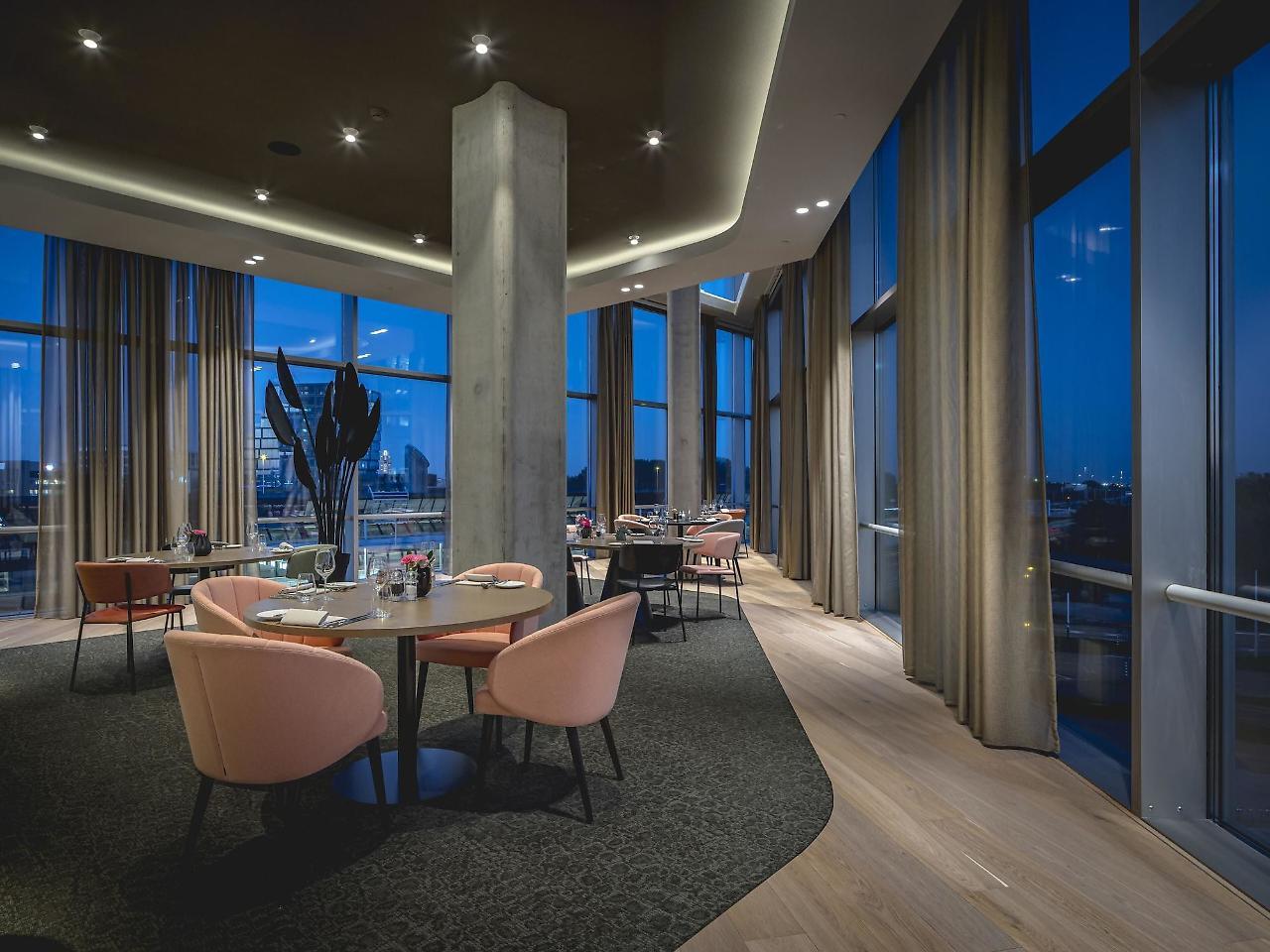 Hotel Der Valk Zuidas -rai 4*