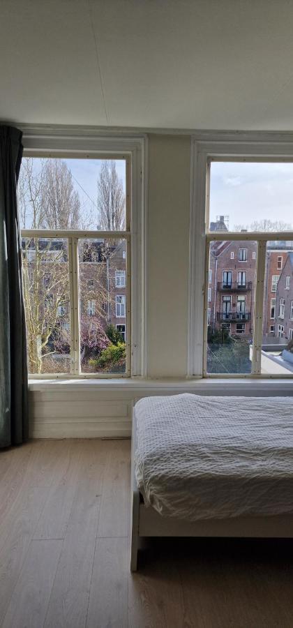 Bed and breakfast Frank's And Chong's Excellent Location Ámsterdam