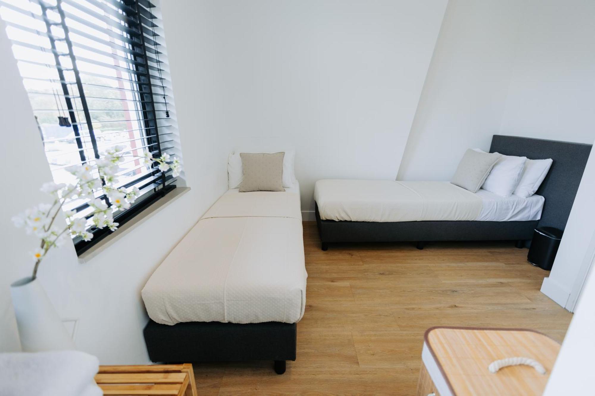 Dutch Design With 6 Luxurious Bedrooms