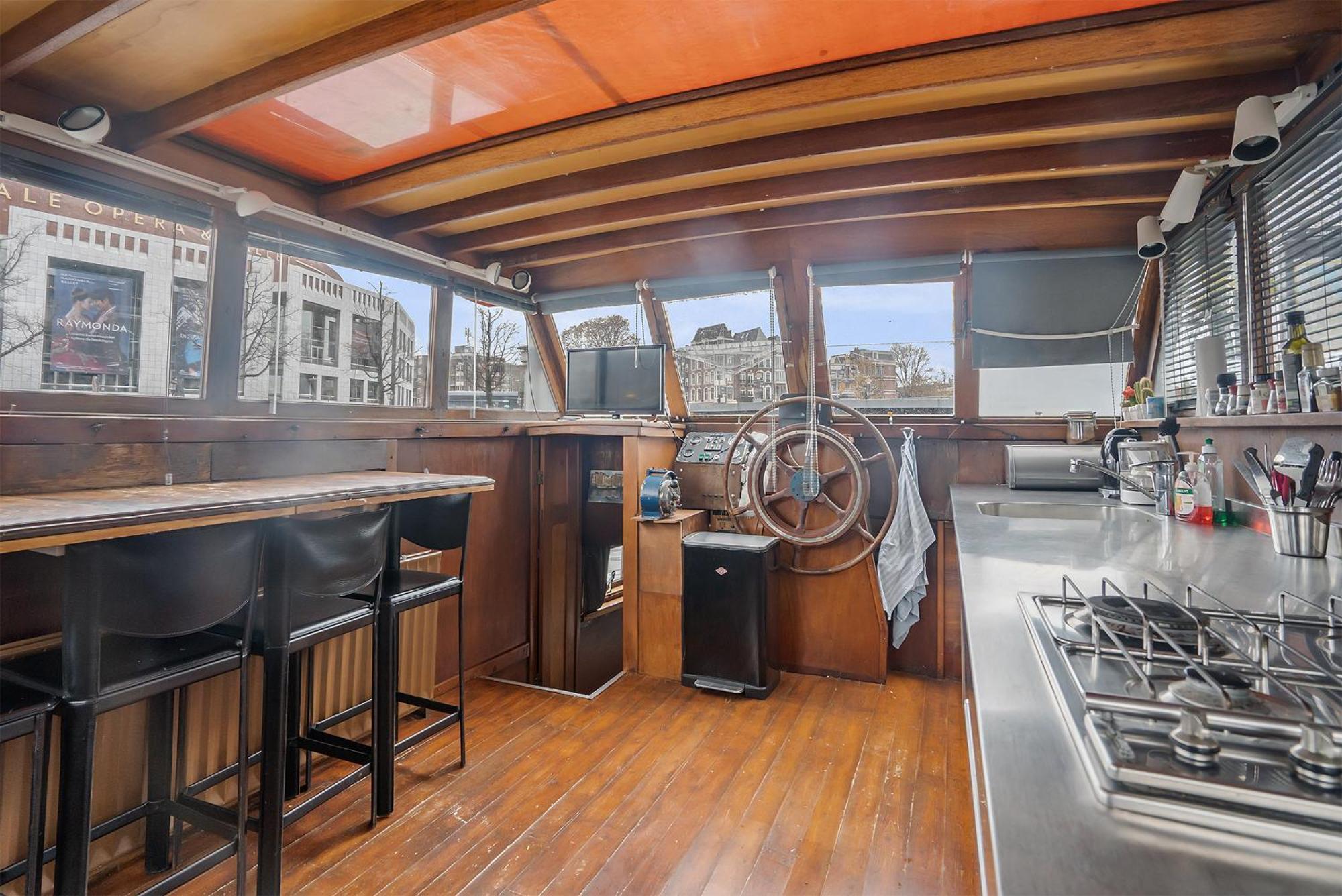 Apartamento Amstel Houseboat Right Across The Opera
