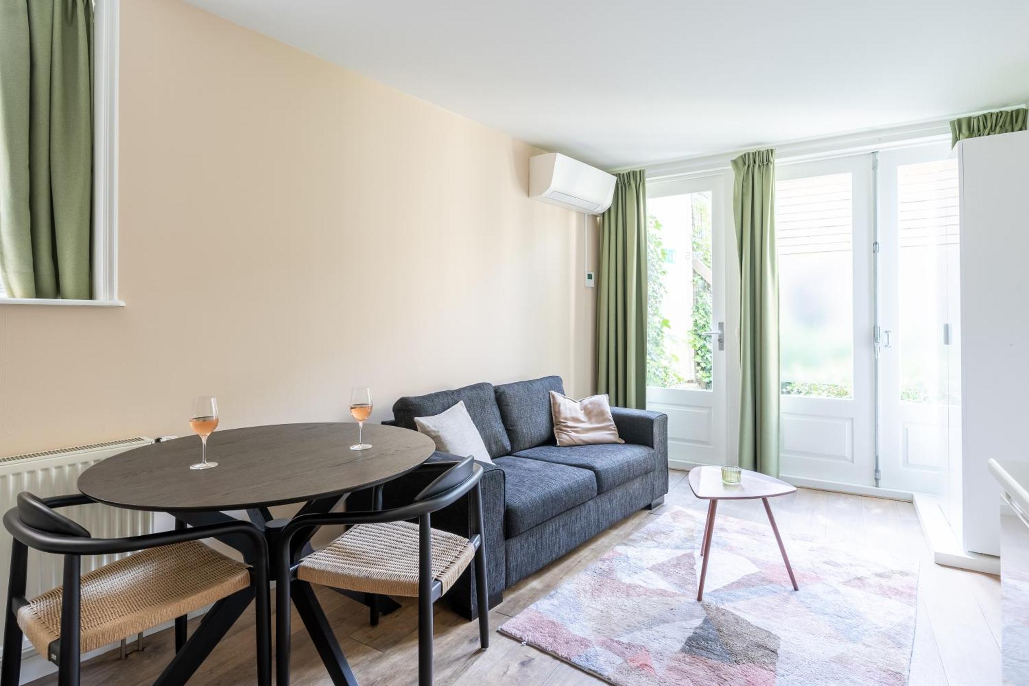 Lejlighedshotel Dockside Flats 4*