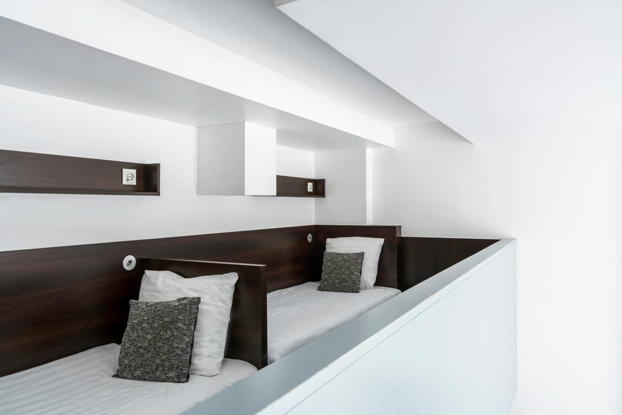 Garden Hotel 3*