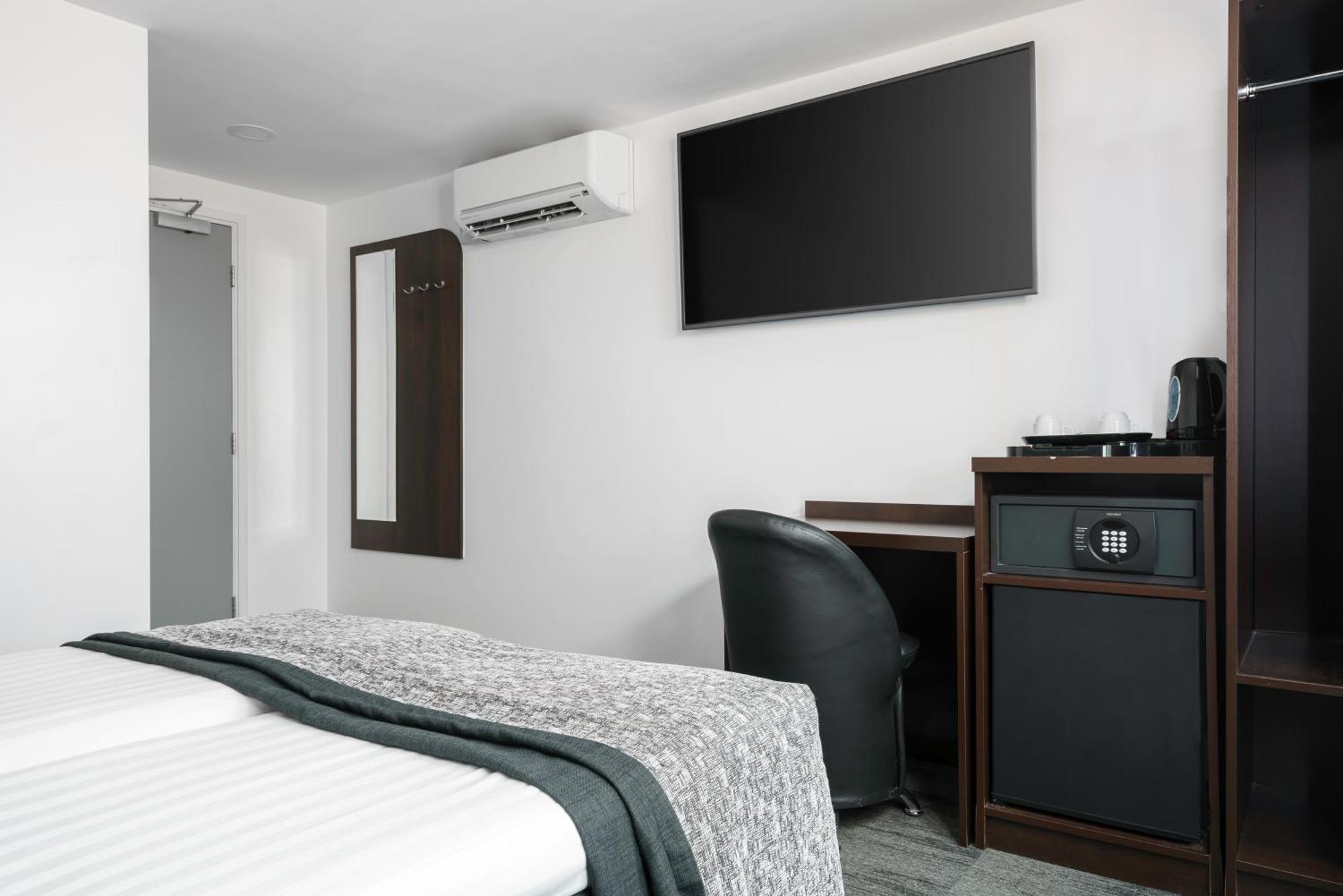 Garden Hotel 3*