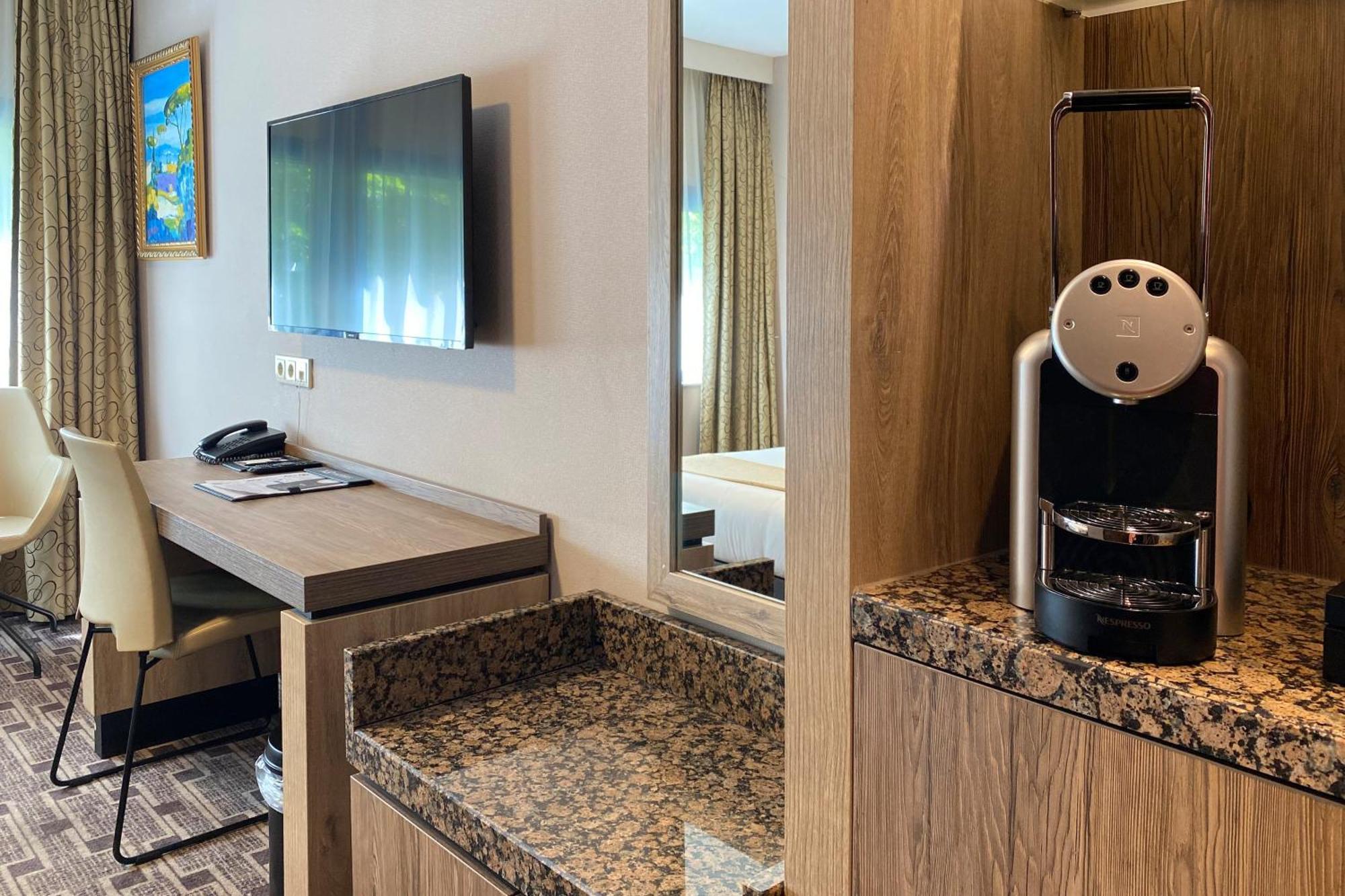 Hotel Xo Blue Square 3*