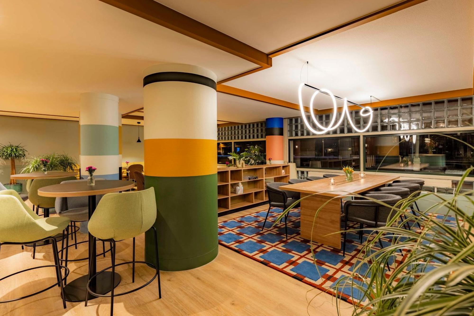 Hotel Avani Museum Quarter - Previously Nh Museum Quarter 4*