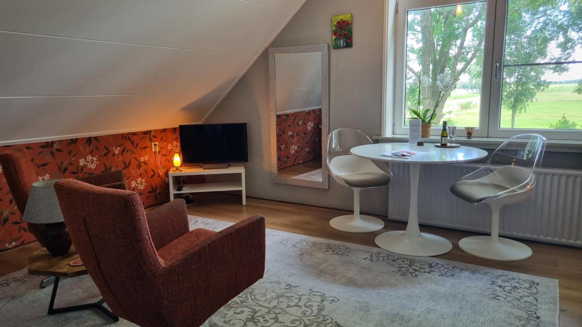 Farmer , Bed, Bike And Breakfast In Couette-café 2*