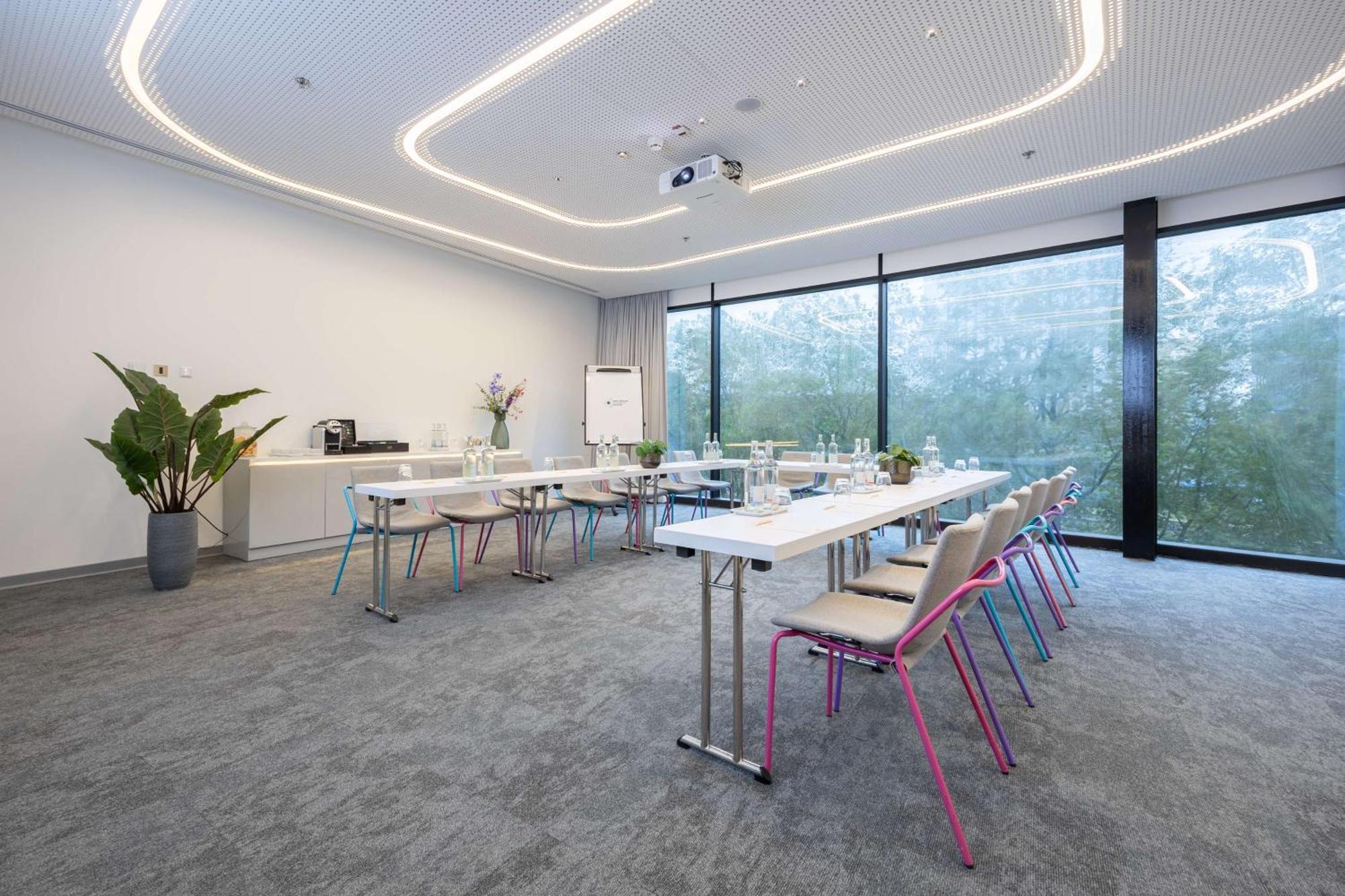 Hotel Park By Radisson West 4*