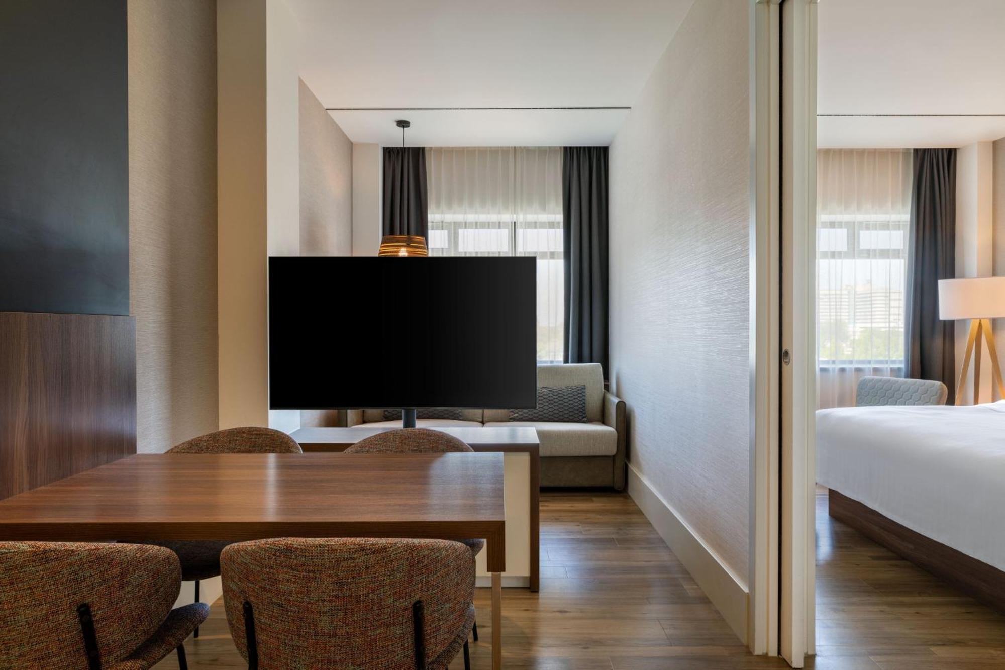 Hotel Element 4*