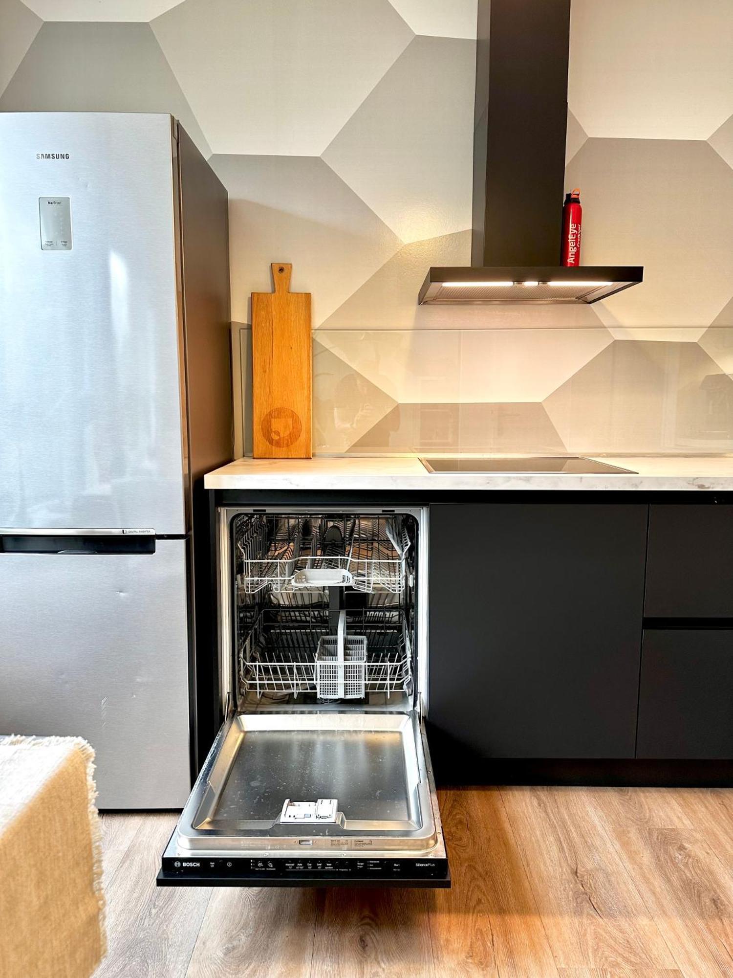 Appartement Cozy Retreat With Park Views And Free Parking Amsterdam