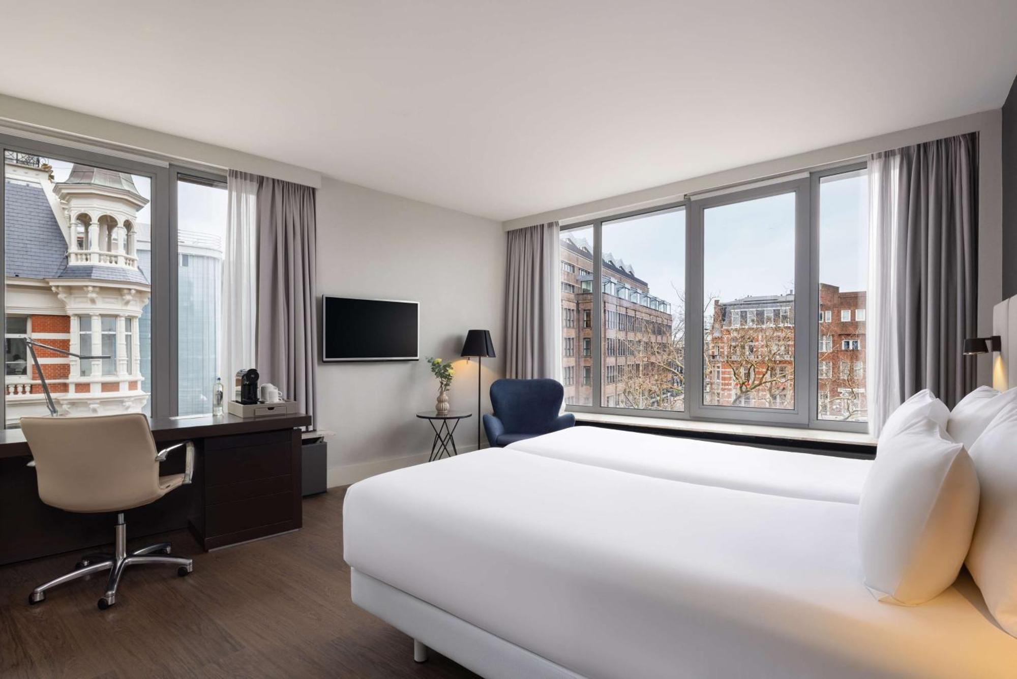 Hotel Nh Caransa 4*