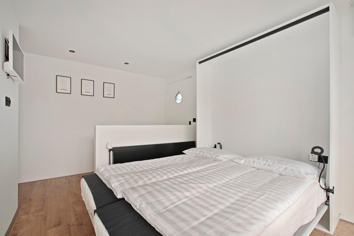 Houseboat The New - Nieuwe Bed & Breakfast *