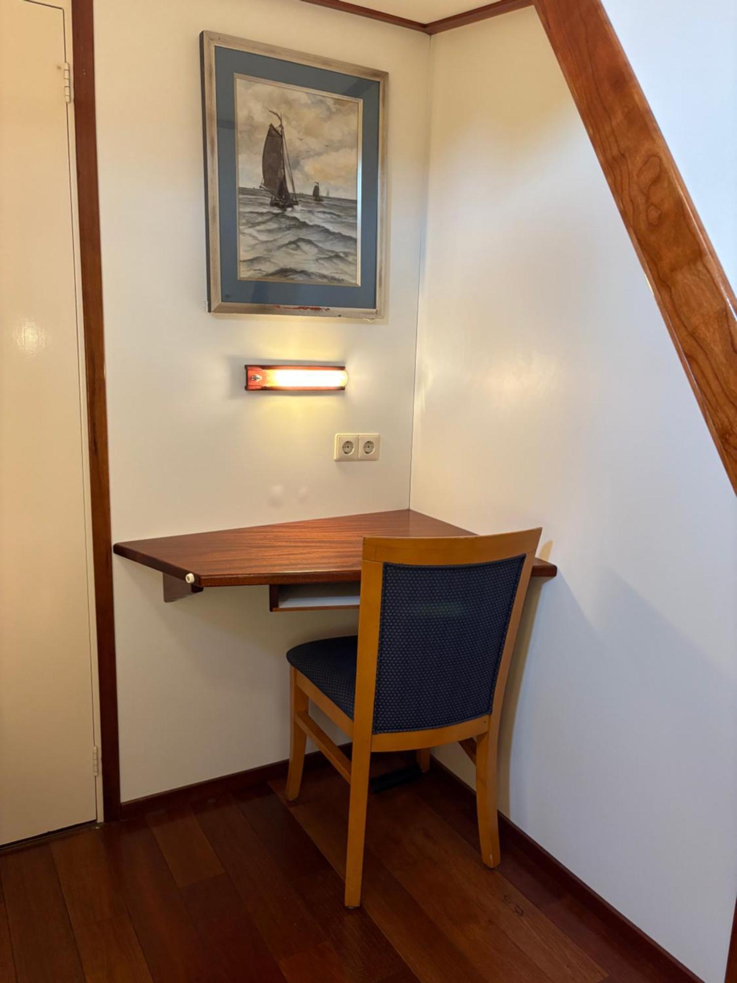 Hotelboot Zwaan Hotel *
