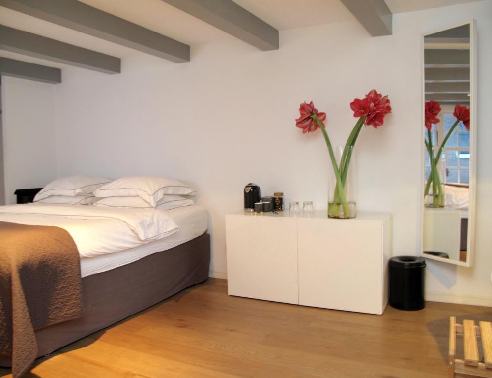Sleep In Amsterdam